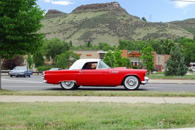 Red buggy at Golden Classic Car Cruise